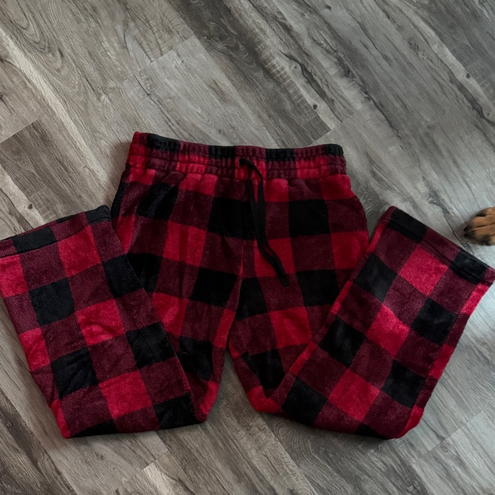 Maurices Women's Red and Black Plaid Pajama Pants